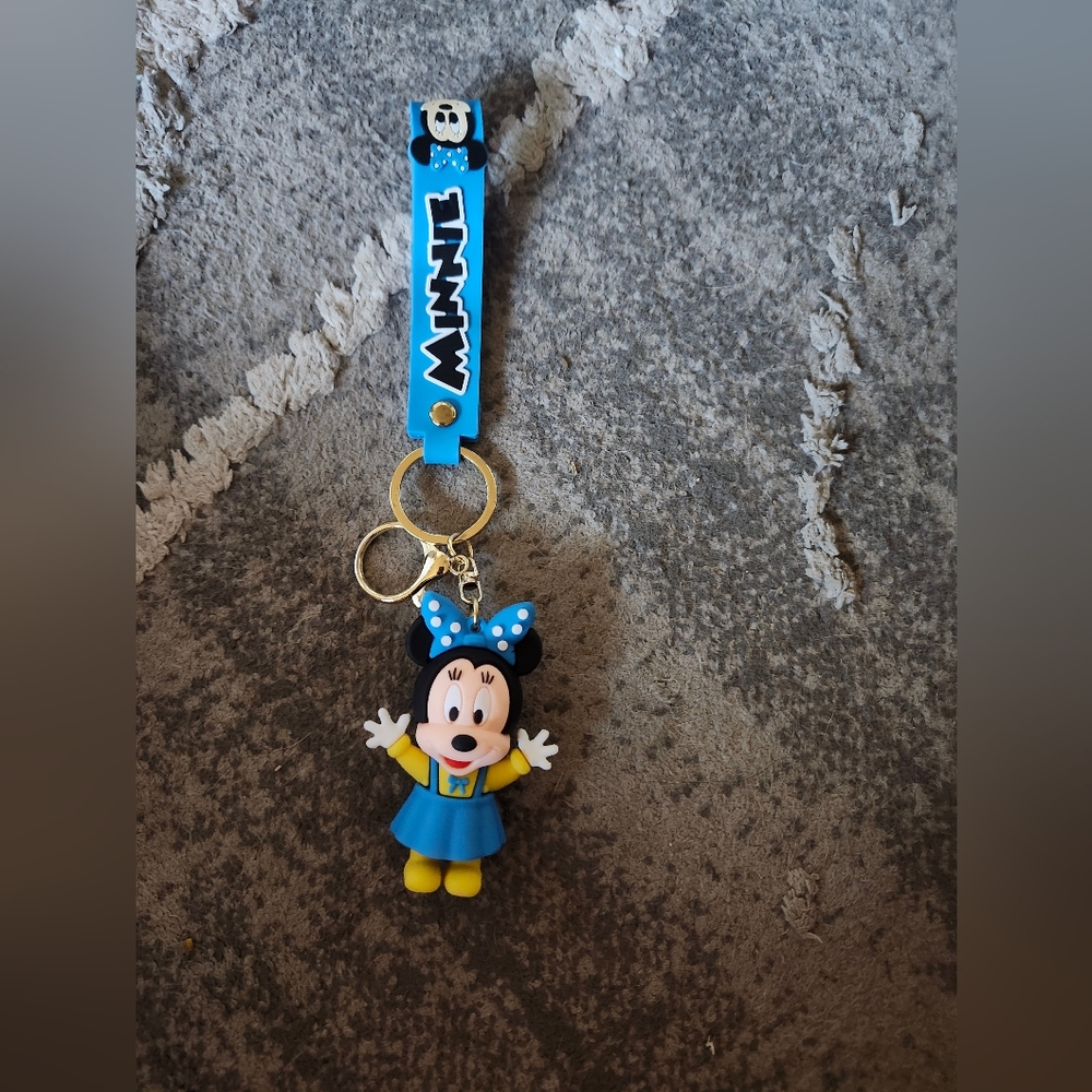Minnie mouse key chain